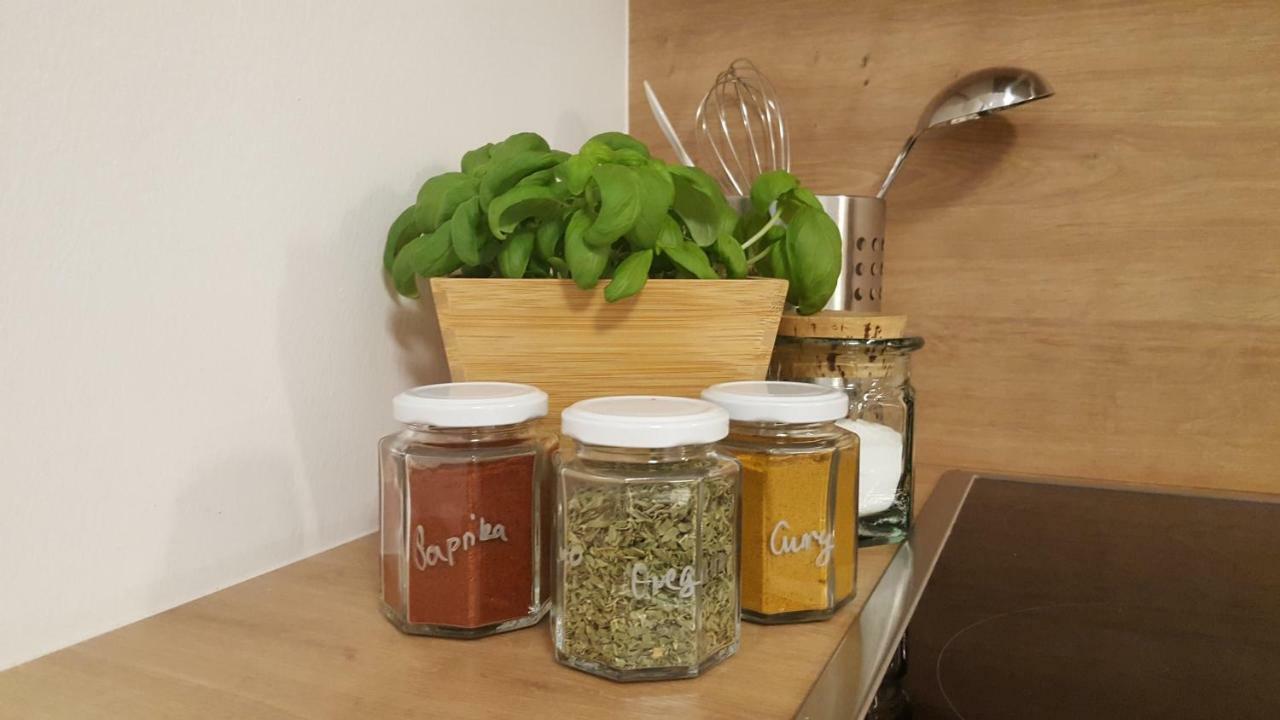 Apartment Villa Leopoldskron Salzburg Bagian luar foto