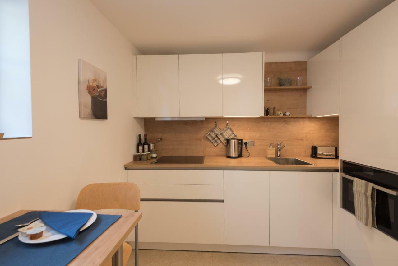 Apartment Villa Leopoldskron Salzburg Bagian luar foto