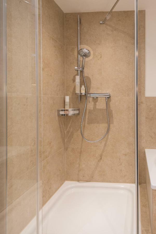 Apartment Villa Leopoldskron Salzburg Bagian luar foto