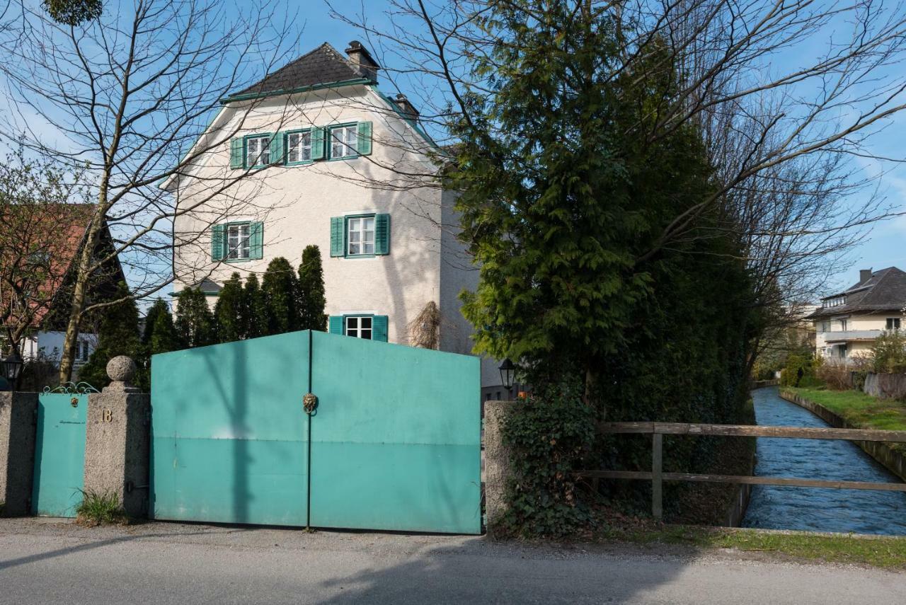 Apartment Villa Leopoldskron Salzburg Bagian luar foto