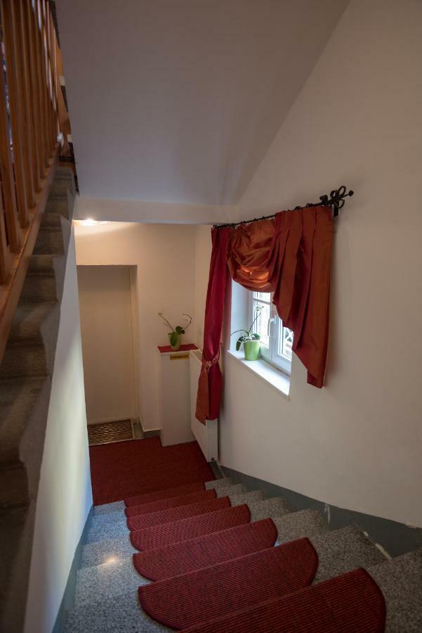 Apartment Villa Leopoldskron Salzburg Bagian luar foto