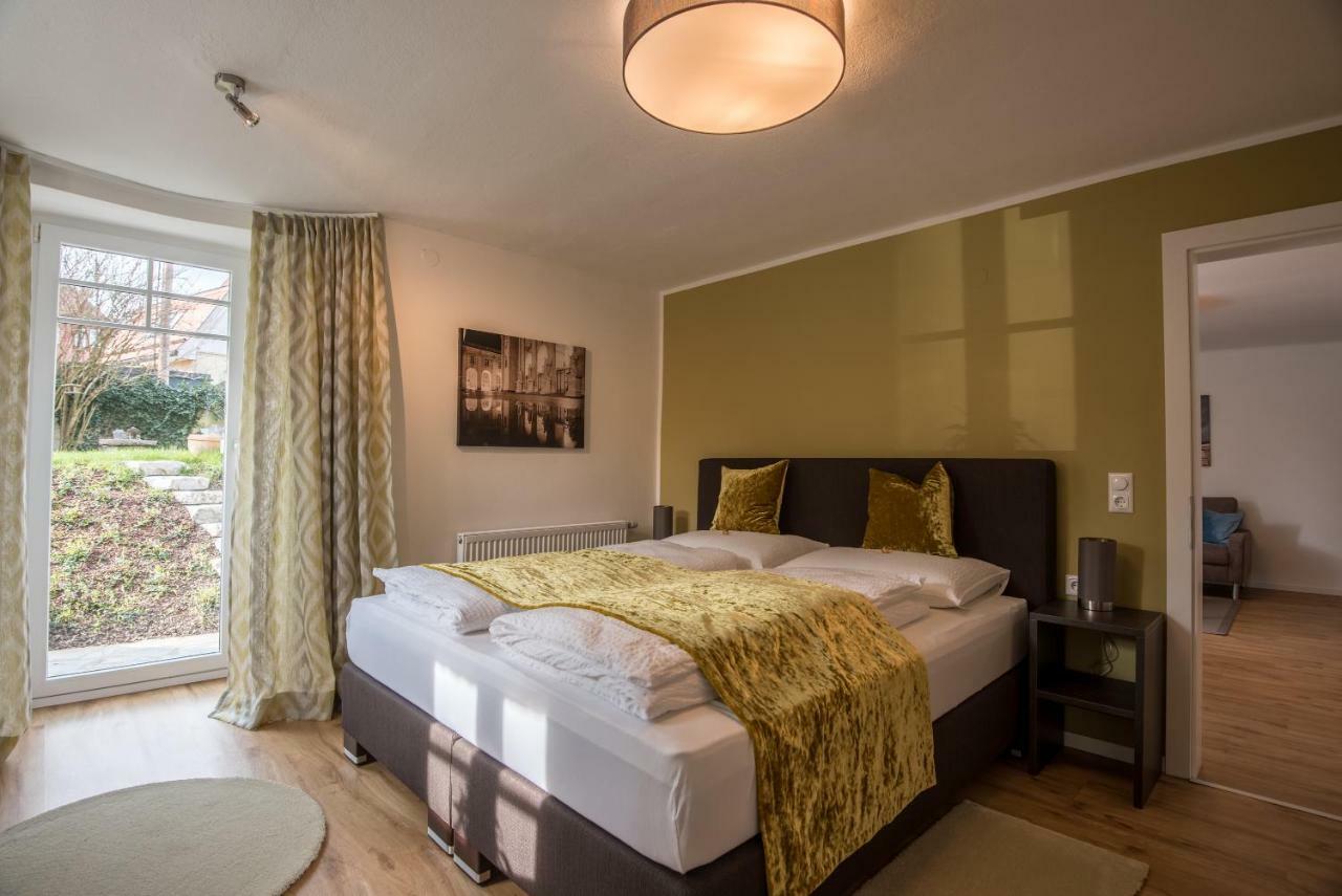 Apartment Villa Leopoldskron Salzburg Bagian luar foto